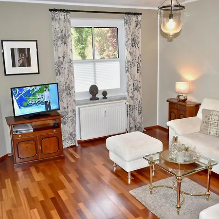 Ostseeallee 35 Ostseeschätzchen Apartment *